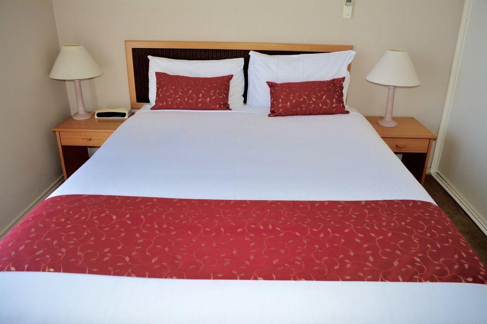 Punt Road Apartment Hotel Мельбурн Экстерьер фото