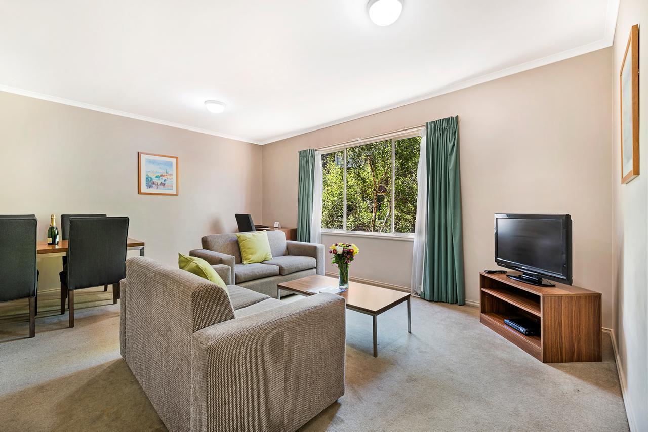 Punt Road Apartment Hotel Мельбурн Экстерьер фото