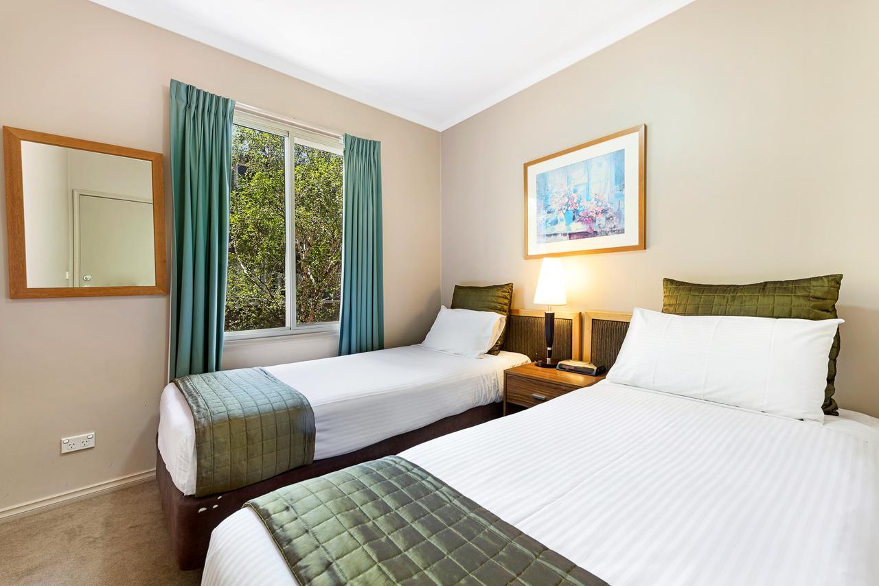Punt Road Apartment Hotel Мельбурн Экстерьер фото