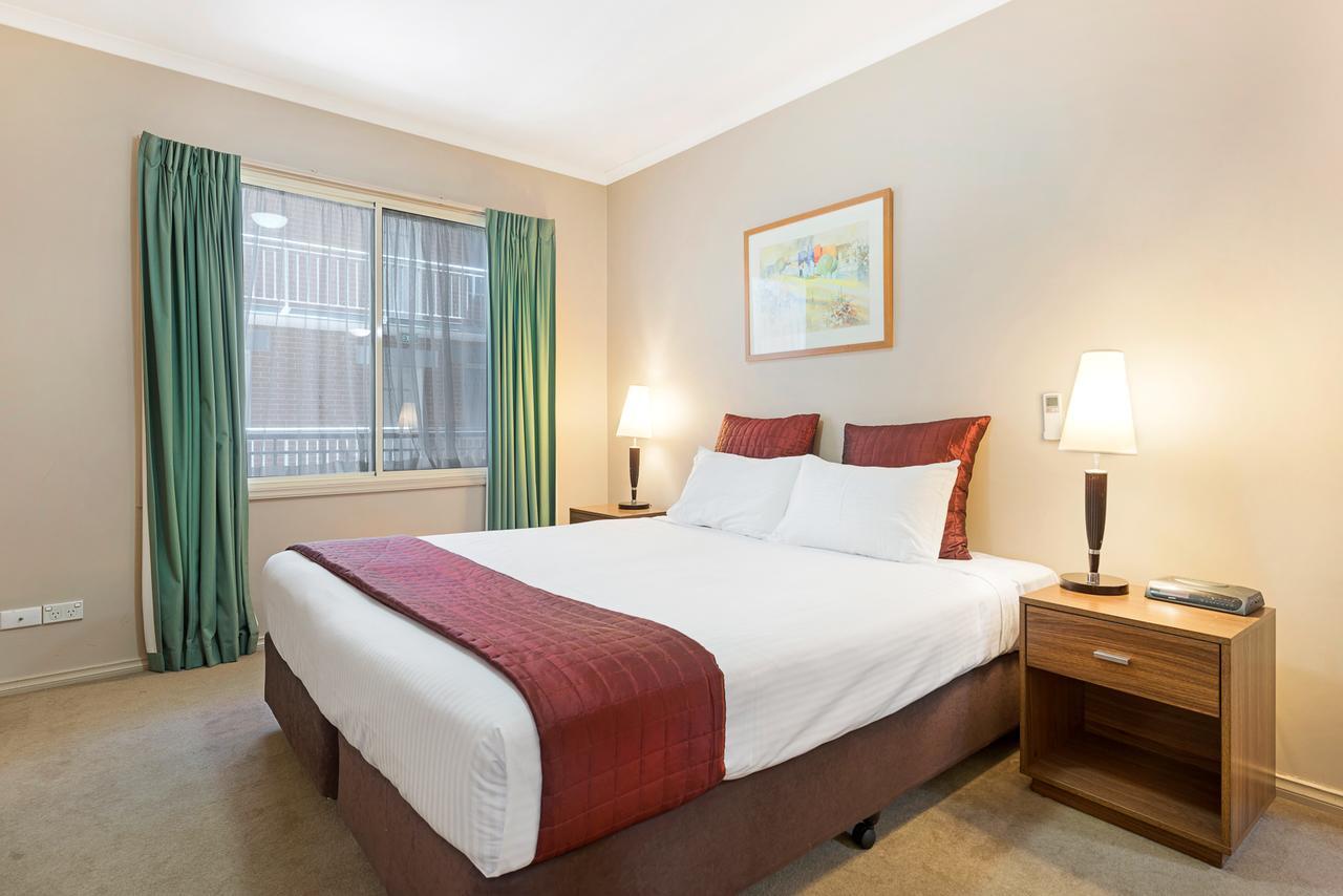 Punt Road Apartment Hotel Мельбурн Экстерьер фото