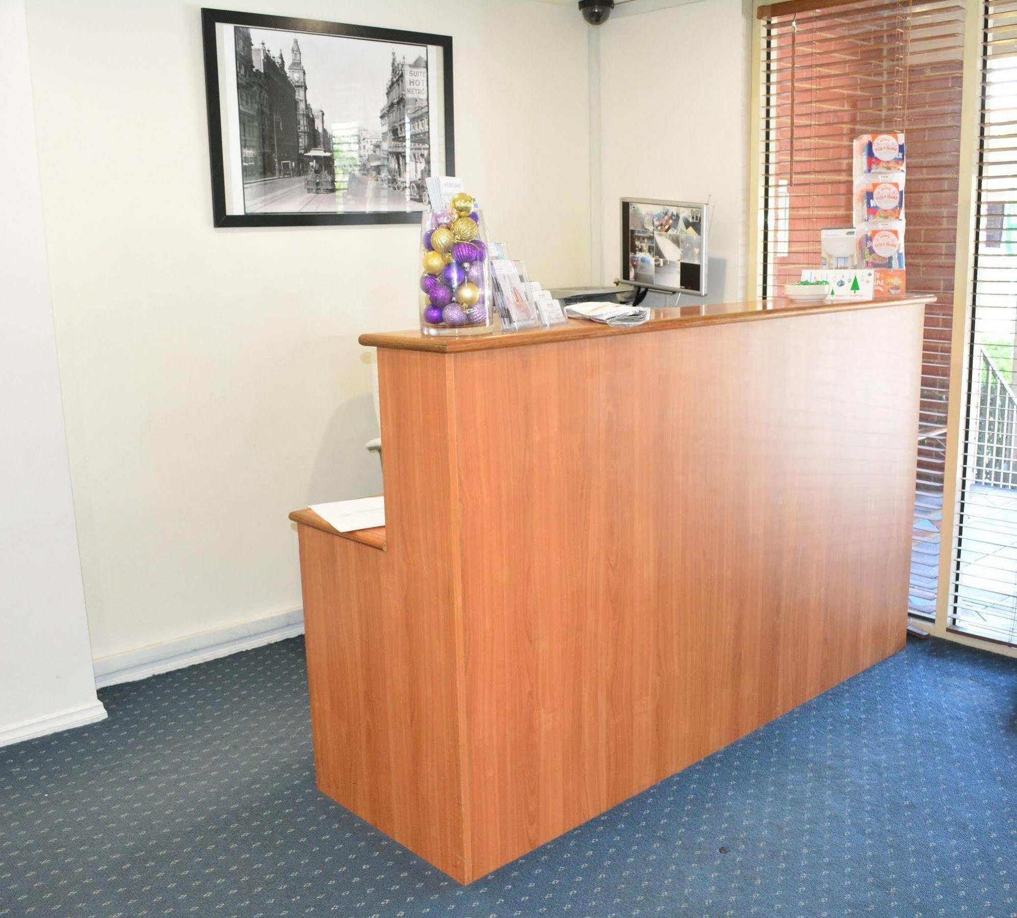 Punt Road Apartment Hotel Мельбурн Экстерьер фото