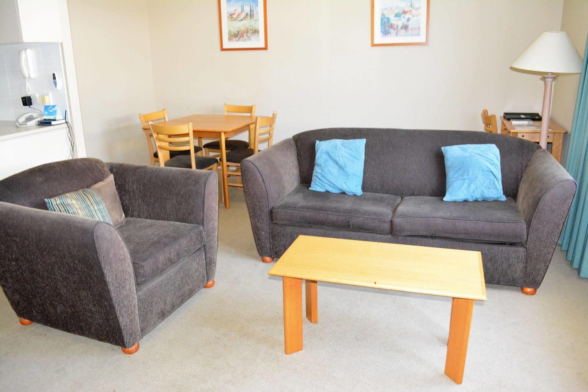 Punt Road Apartment Hotel Мельбурн Экстерьер фото