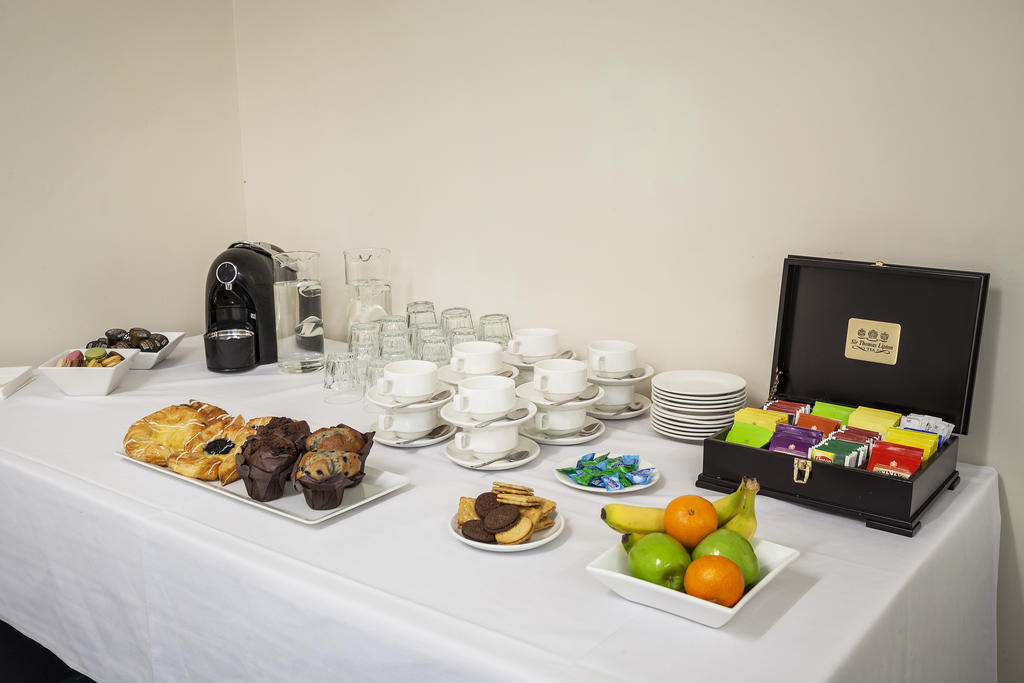 Punt Road Apartment Hotel Мельбурн Экстерьер фото